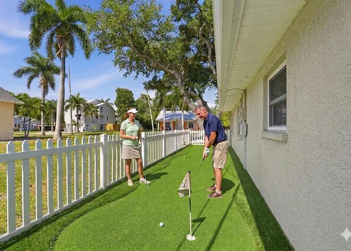 Sunwashed Stone Villa With Heated Pool, Hot Tub & Mini Golf
